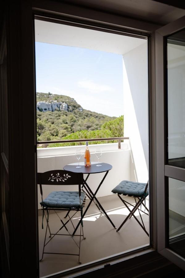 Studio Meuble Vue Exceptionnelle เลส์โบซ์-เดอ-โพรว็องซ์ ภายนอก รูปภาพ